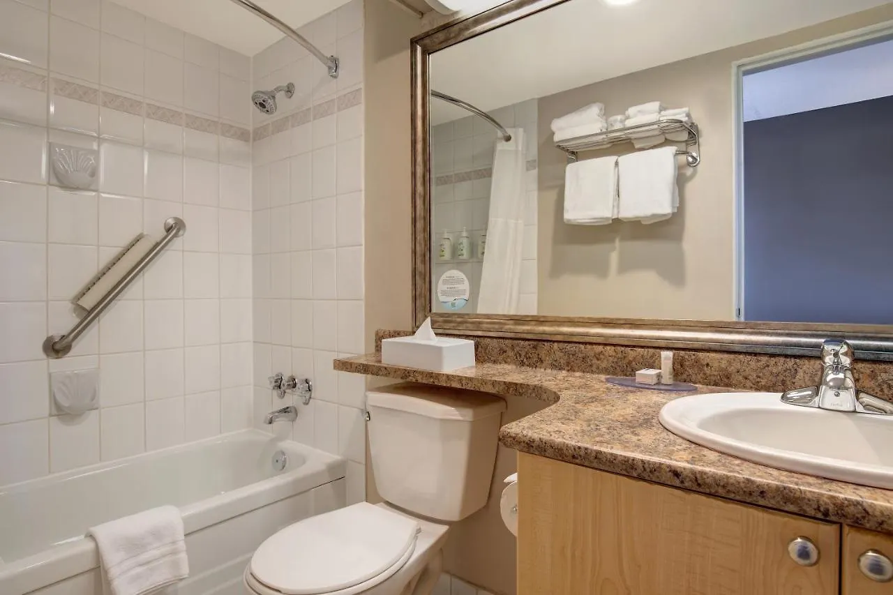 Hotel Days Inn By Wyndham Victoria Uptown